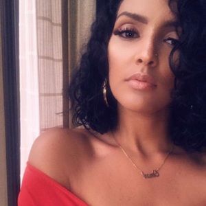 Meet your Posher, Stephani